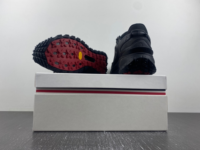 Moncler Trailgrip GTX Black