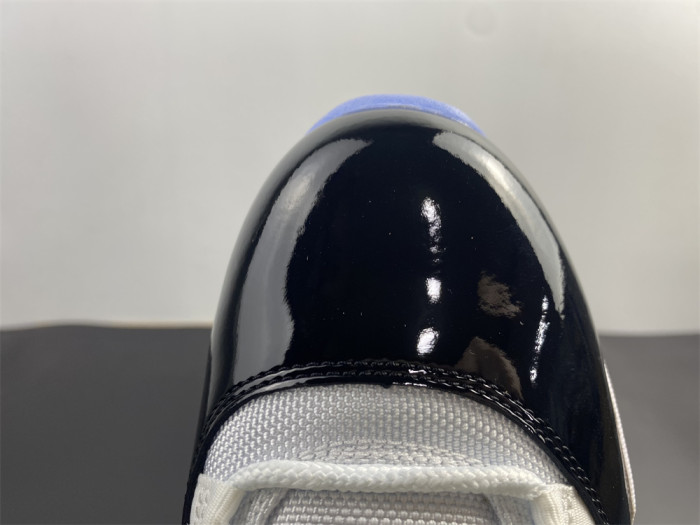 Jordan 11 Retro Low Concord 528895-153