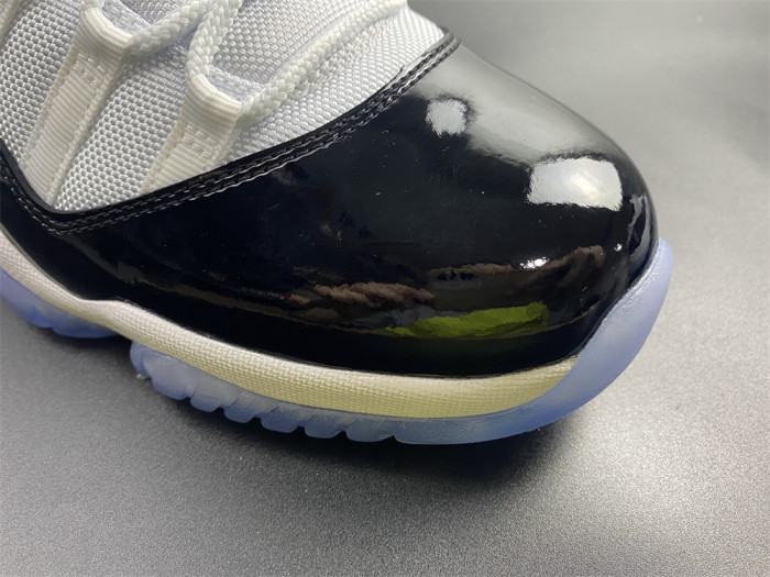 Jordan 11 Retro Low Concord 528895-153