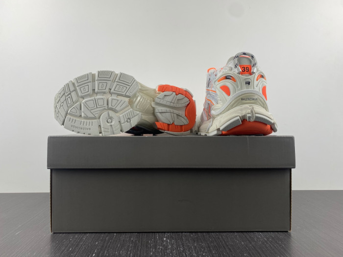 Ba*len*cia*ga 7.0 677403-w1rb2-2115