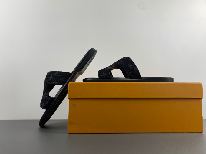 LV Loupe Vulttou Miami