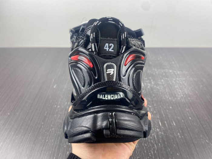 Ba*len*cia*ga runner black and red characters 677402 w3rb1 0102