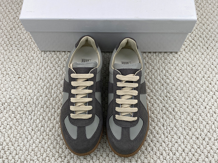 ma*s*n Ma*i*la calfskin sneakers