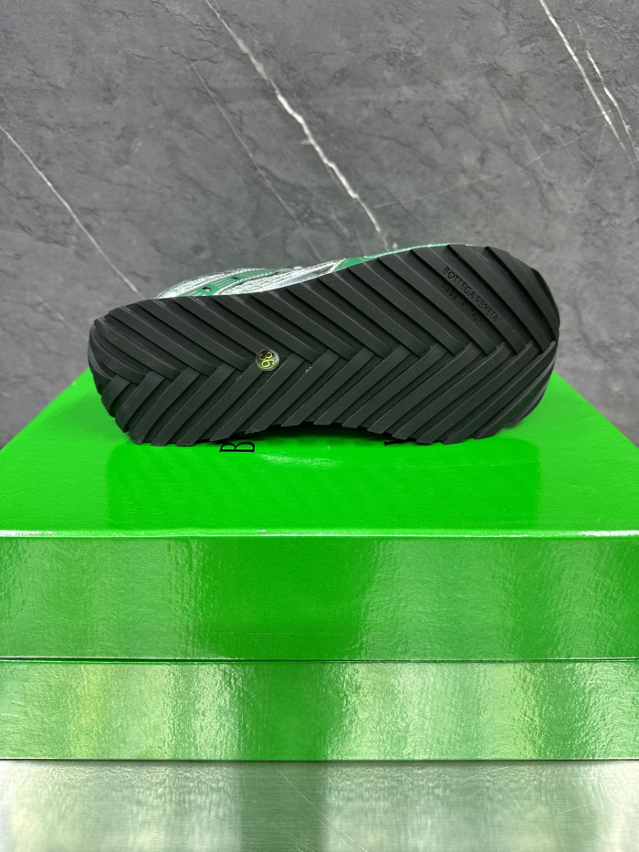 Bo*te*ga ve*ne*ta orbit sneaker