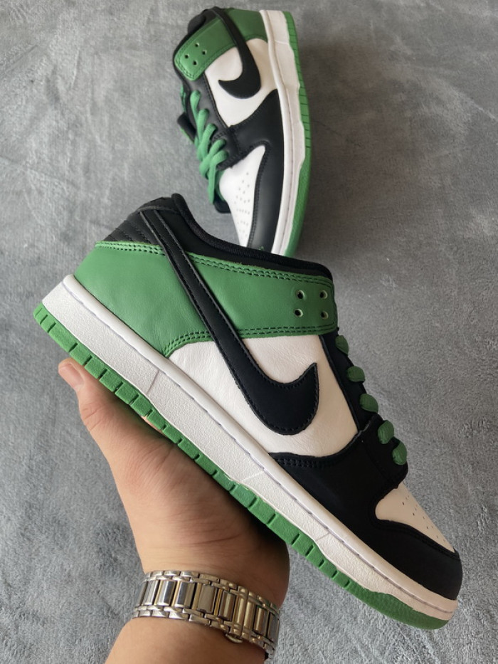 Nike SB Dunk Low Classic Green BQ6817-302