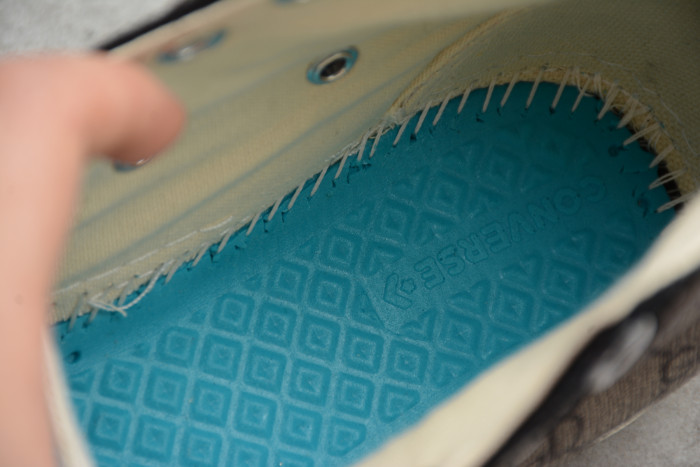 GC * CONVERSE SNEAKER